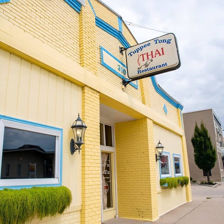 Welcome to Tuppee Tong Thai Restaurant 